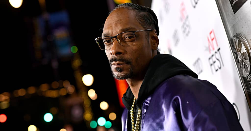 Snoop Dogg plans to make Death Row Records the first NFT major label | The FADER