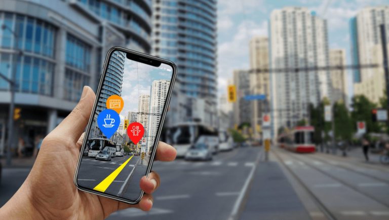 Augmented Reality in iOS Apps: ARKit Development Guide 2023 – Pakko De ...