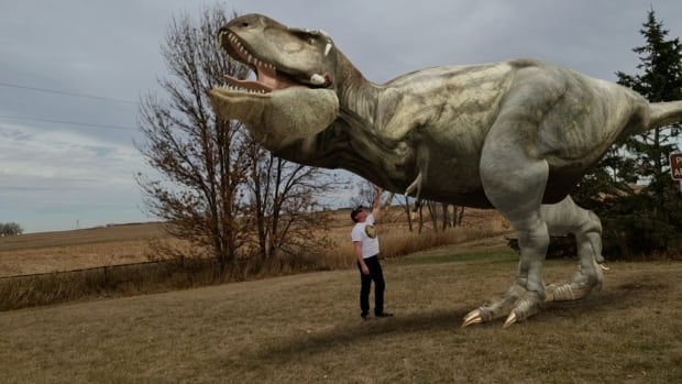 Sask. museum puts life-size Scotty the T. rex in your pocket through augmented reality | CBC News