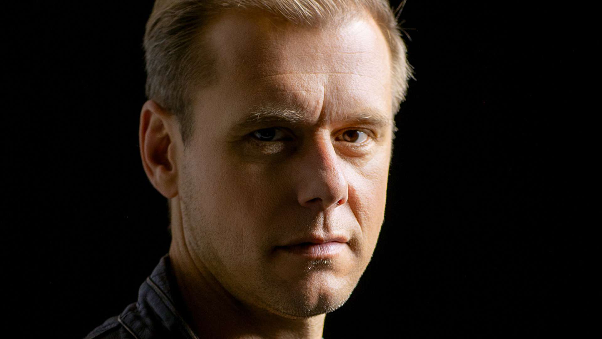 Armin van Buuren presents a Web3 based fan community Armin’s All Access (AAA)