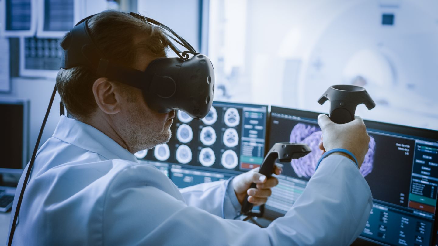 Benefits and risks of virtual/augmented reality medical devices outlined by the FDA - Medical Device Network