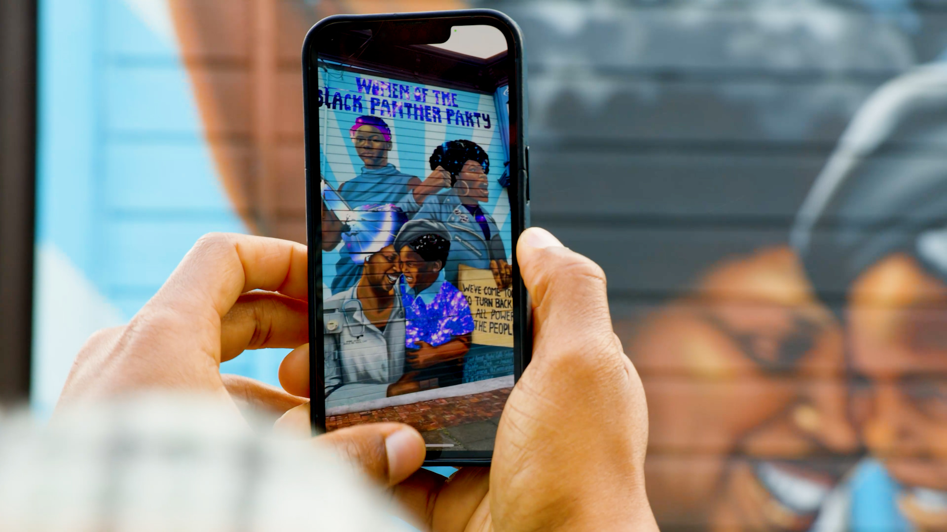 Meet the Oakland creator using augmented reality to bring Black history to life - ABC7 Los Angeles
