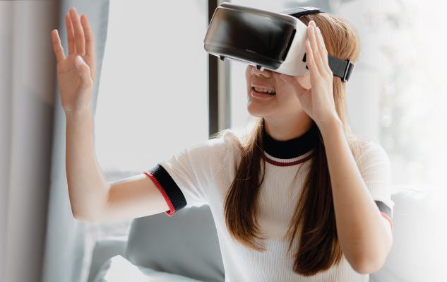 Augmented reality and virtual reality in mobile technology - TAG Mobile Lifeline Program Blogs