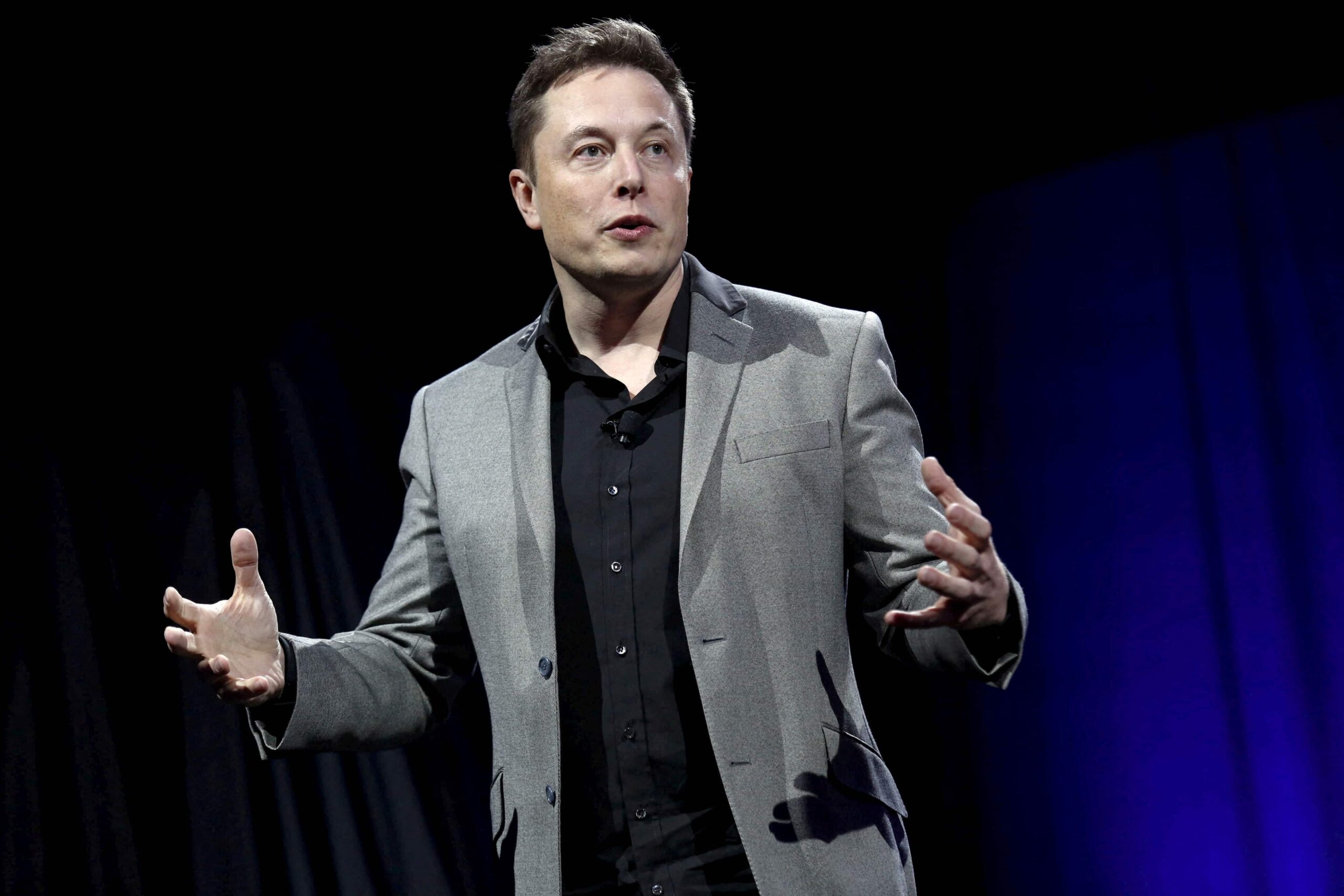 Twitter CEO Elon Musk switches interest from cryptocurrency to Artificial Intelligence | Zee Business